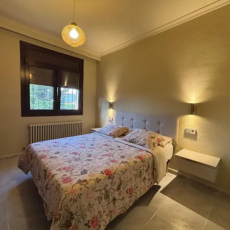 La Casa Gran Allotjament i esmorzar 3*
